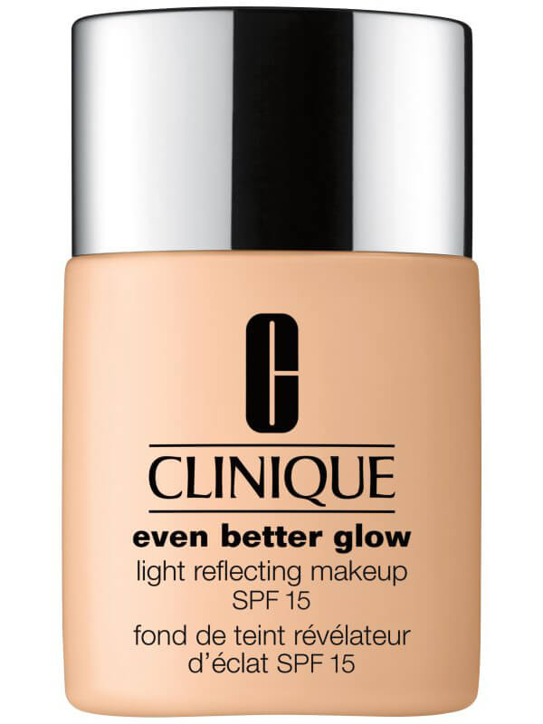 Clinique Even Better Glow™ Light Reflecting Makeup Foundation SPF 15 – Alabaster 10 CN