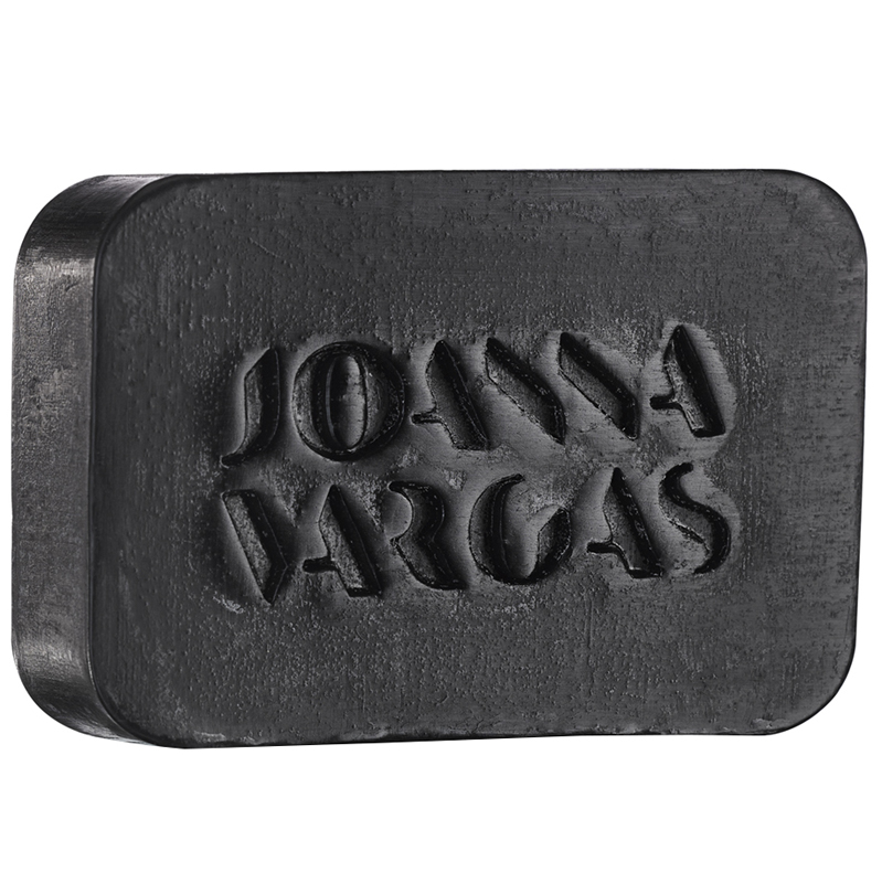 Joanna Vargas Miracle Bar